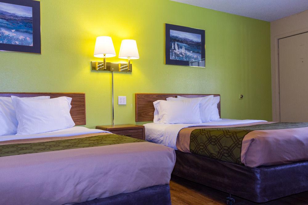 Econo Lodge Pryor Creek Luaran gambar