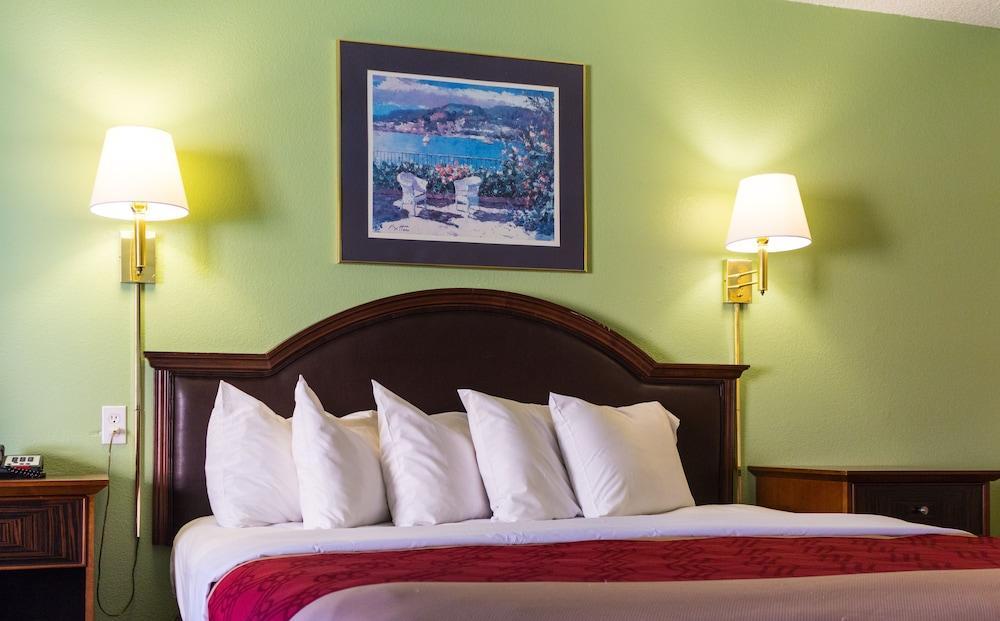 Econo Lodge Pryor Creek Luaran gambar
