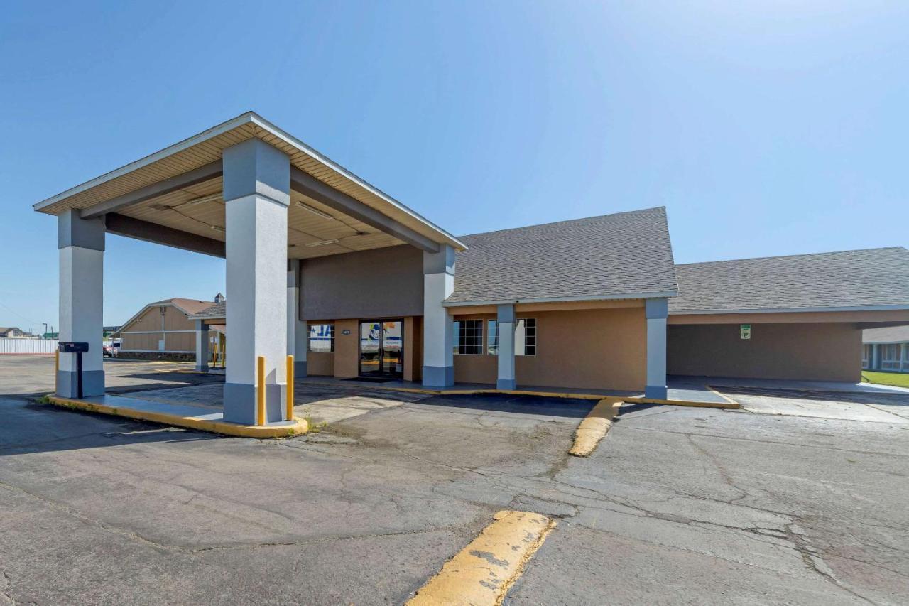 Econo Lodge Pryor Creek Luaran gambar