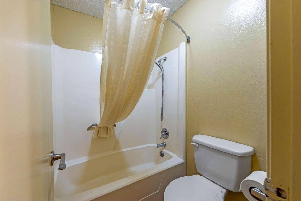 Econo Lodge Pryor Creek Luaran gambar