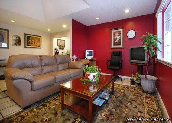 Econo Lodge Pryor Creek Dalaman gambar