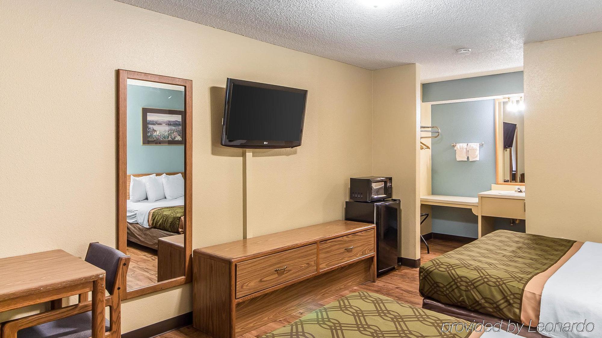 Econo Lodge Pryor Creek Luaran gambar