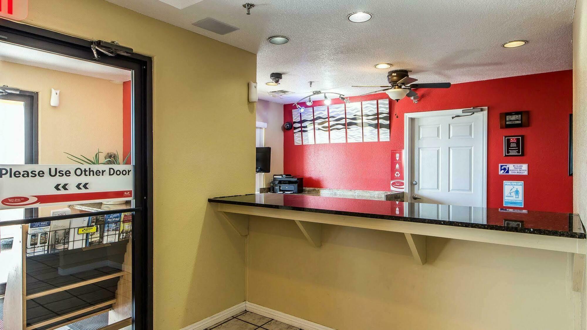 Econo Lodge Pryor Creek Luaran gambar