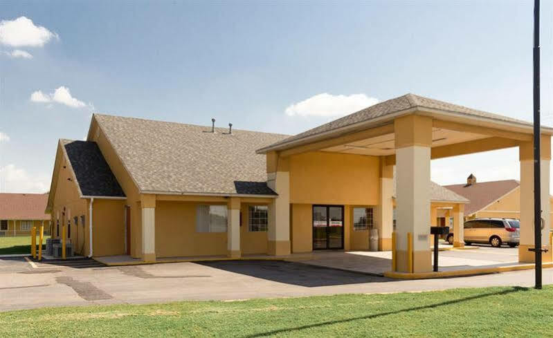 Econo Lodge Pryor Creek Luaran gambar